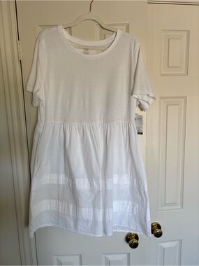 George White Short-Sleeve Maxi Dress